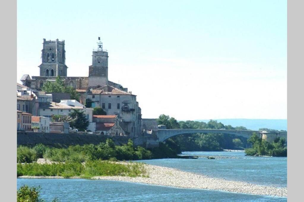 F1 Rez De Chaussee Au Coeur De Pont-Saint-Esprit Εξωτερικό φωτογραφία